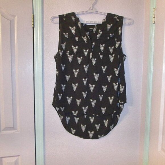 Torrid GEORGETTE Harper Size 3X BLOUSE Tunic Top DOG PRINT Pockets FLOWY Light - Picture 2 of 12